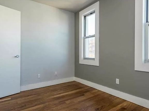 5th image of 132 Meserole St #4M