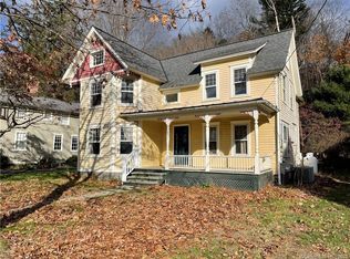 383 Main St S, Woodbury, CT 06798