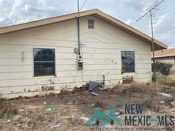 4th image of 611 S 10th St