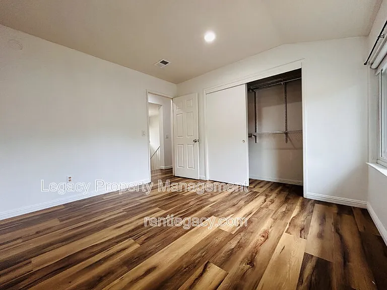 493 Dahlia St — Photo 29