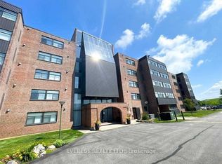 276 Oakdale Ave #408, Saint Catharines, ON L2P 3S5