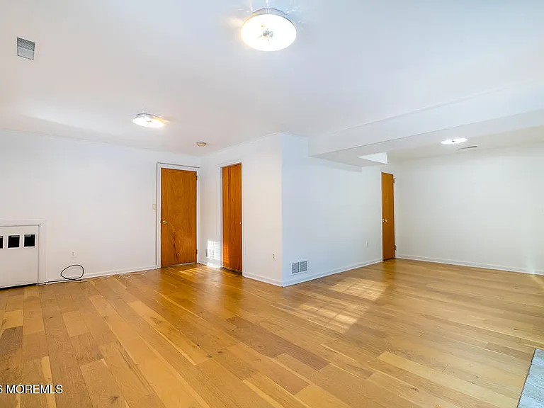 315 Beverly Way — Photo 20
