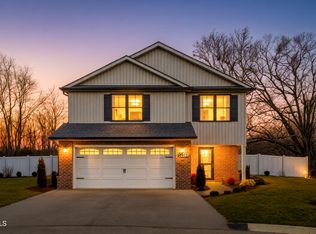 1072 Riddle Rdg, Jonesborough, TN 37659