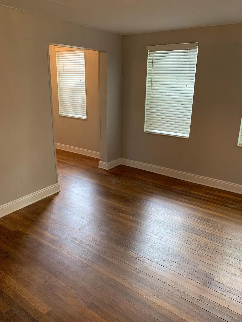 1 bed, 700 sqft, $1,075 — Photo 3