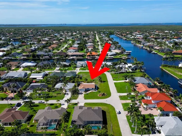 2410 SW 50th Ln, Cape Coral, FL 33914