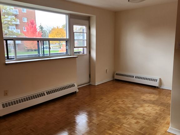 2nd image of 55 Trayborn Dr #403