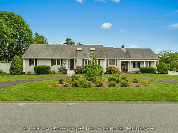 4th image of 7 Oxford Dr