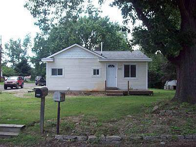 1st image of 3107 Woodlawn St