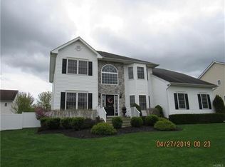 2623 Liberty Rdg, New Windsor, NY 12553
