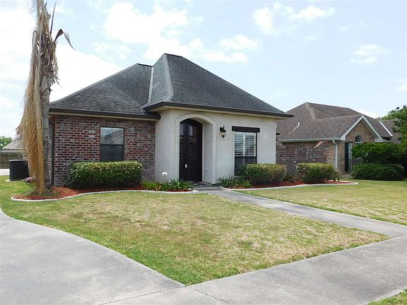 3rd image of 222 Angelle Dr