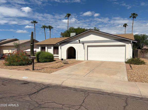 1110 W Hermosa Dr