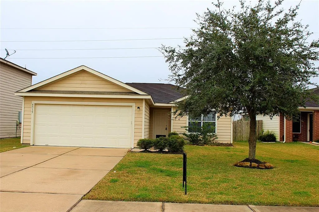 3 bed, 2.0 bath, 1123 sqft, $1,595 — Photo 1