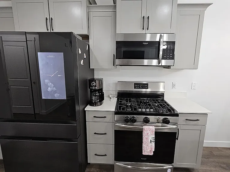 5142 W Duet Dr — Photo 3