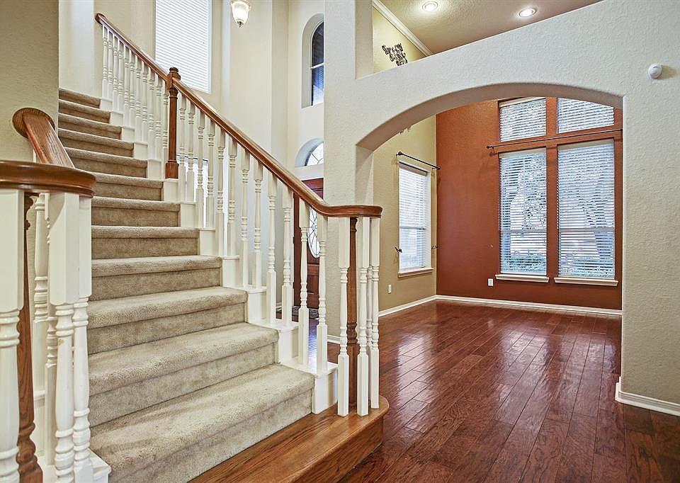 1st image of 22507 Mossy Trails Ct