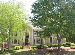 5220 Linnadine Way, Norcross, GA 30092