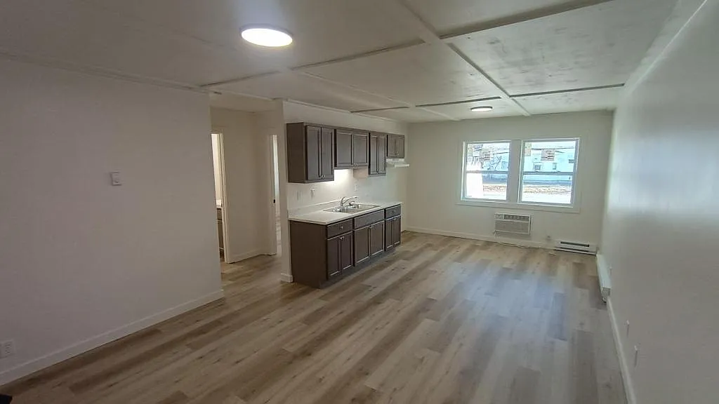 418 W Webster St Apt 4 — Photo 3