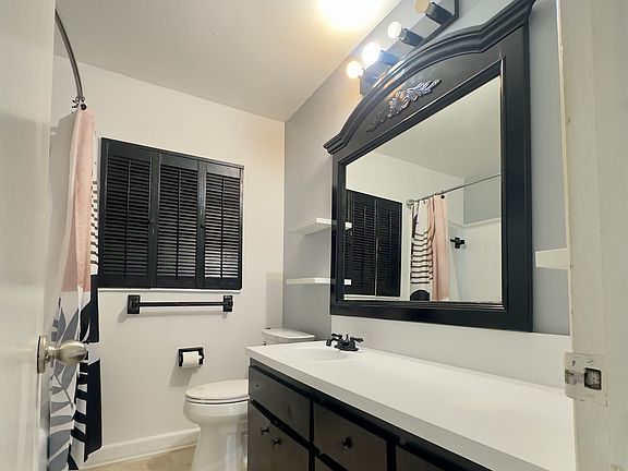 5th image of 4507 N Matanzas Ave