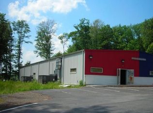 101 Creamery Rd, Greentown, PA 18426