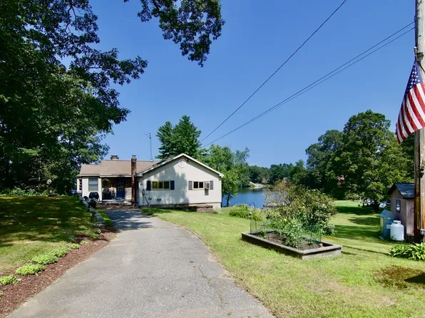 52-54 Beech St, Palmer, MA 01069