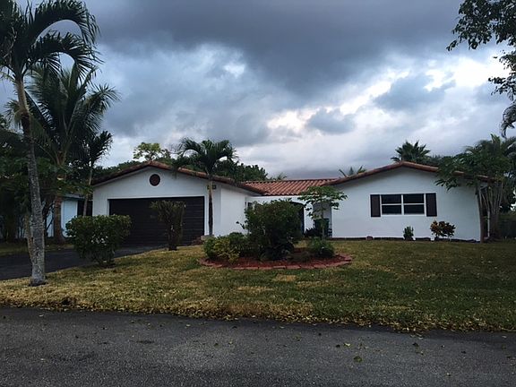 3rd image of 7507 NW 40th Pl