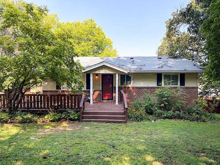 1309 Labrea Dr #B — Photo 19