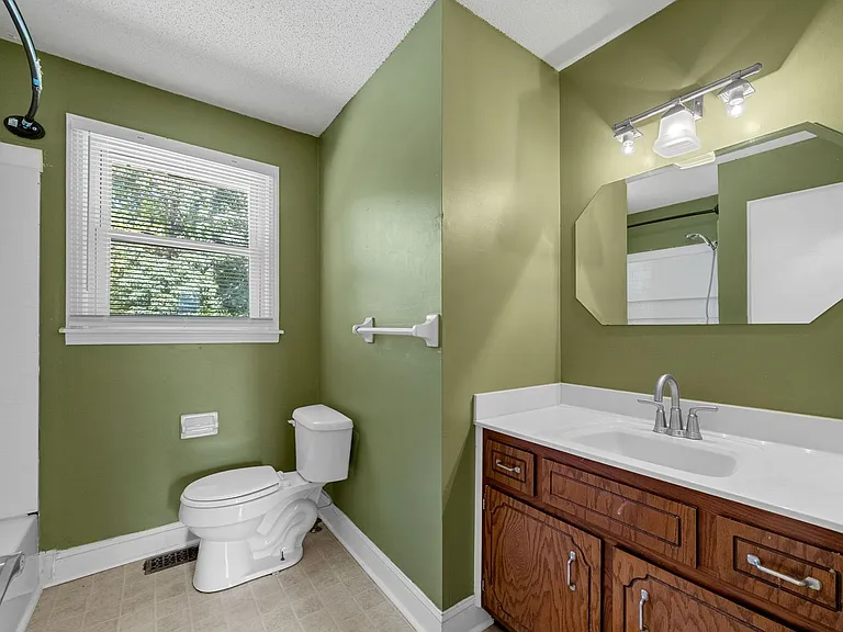 809 Pollard Rd — Photo 21