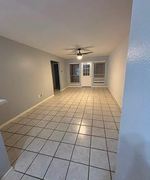 3043 Overland Trl — Photo 2