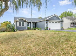 1464 Chadbourne Dr, Davis, IL 61019