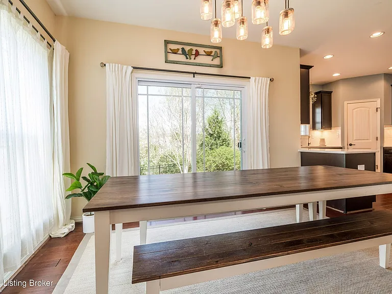 4007 Emerald Spring Pl — Photo 10