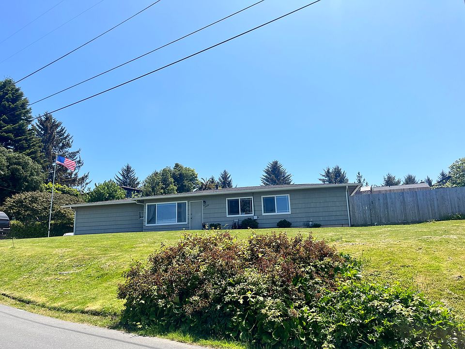 1st image of 2488 Harbor View Rd
