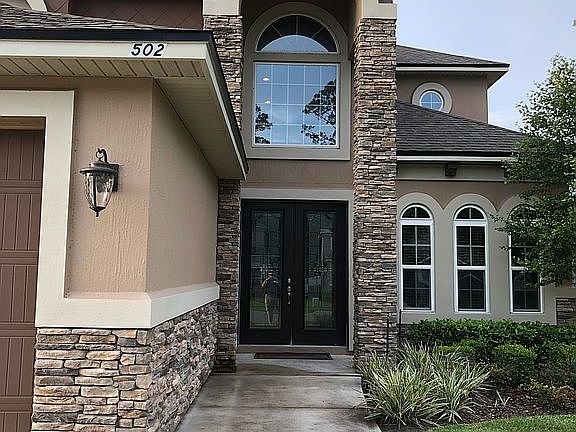 3rd image of 502 Cloisterbane Dr