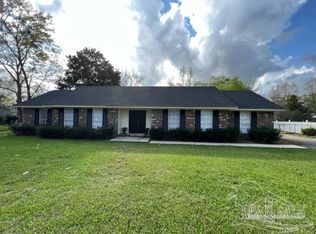 1112 Sneed Dr, Atmore, AL 36502