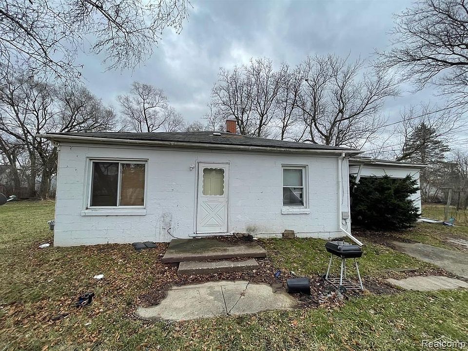 1st image of 3352 Monmouth St