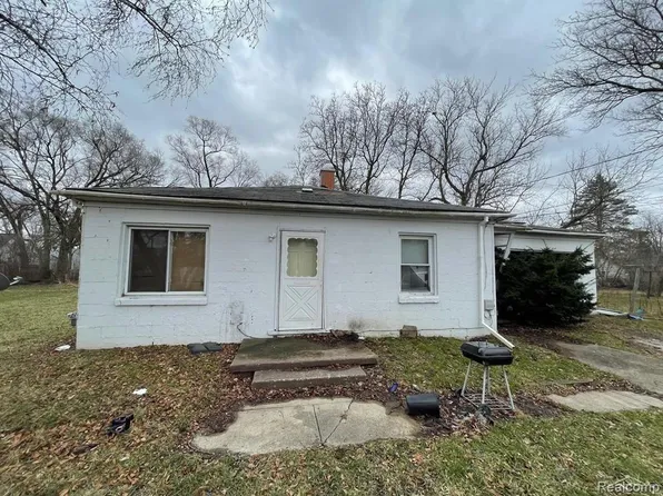 3352 Monmouth St, Saginaw, MI 48601