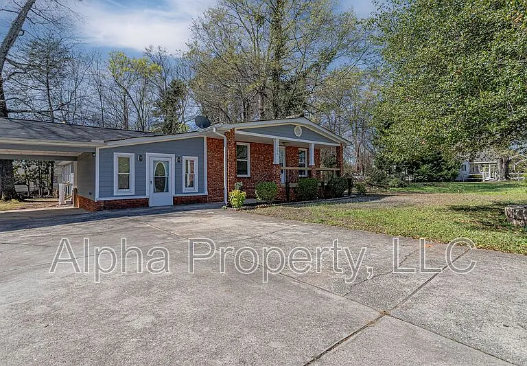 206 E Arlington Ave — Photo 2