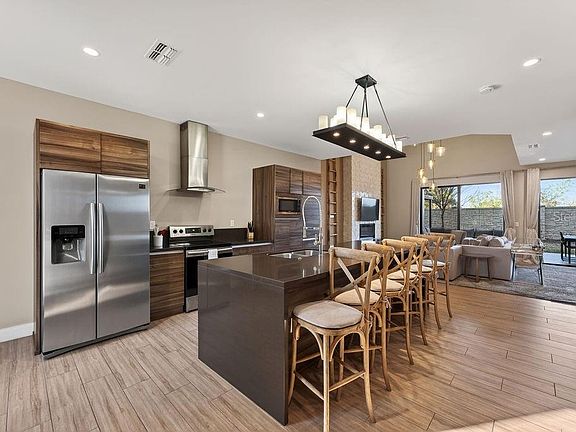 4th image of 3119 Rockefeller Way