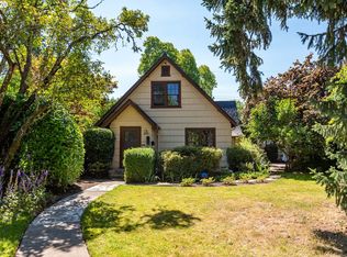 2124 Emerald St, Eugene, OR 97403