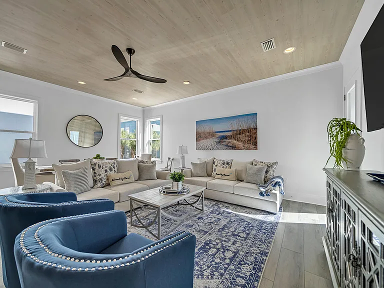 70 Leisure Ln — Photo 15
