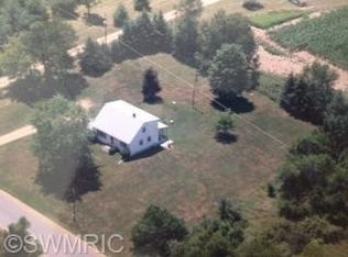 3451 N 35th St, Galesburg, MI 49053