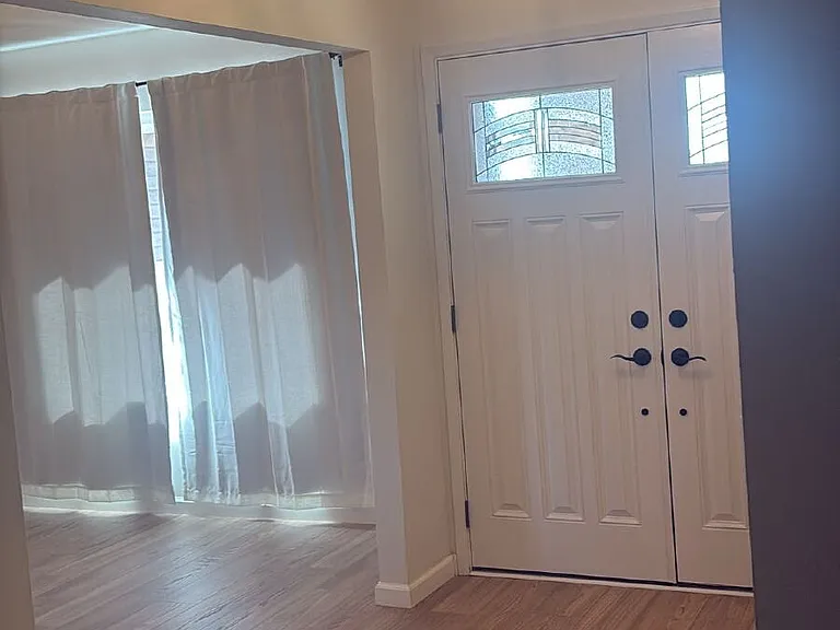 2722 W Monte Ave — Photo 4