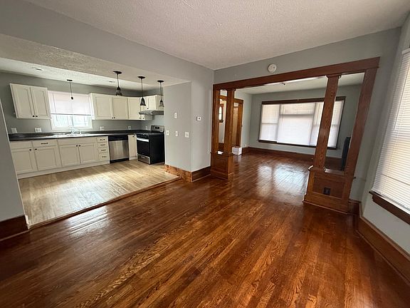 5th image of 1038 Edgerton St