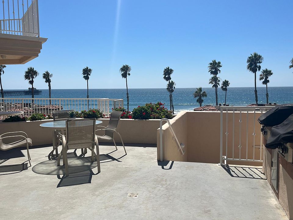 Watch the boats sail by from the patio and outdoor bbq area