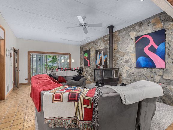 5th image of 4367 Peace Dr