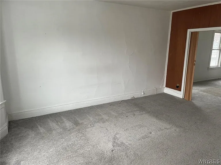 226 Longnecker St — Photo 3