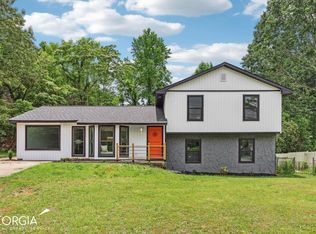 1956 Young Rd, Lithonia, GA 30058