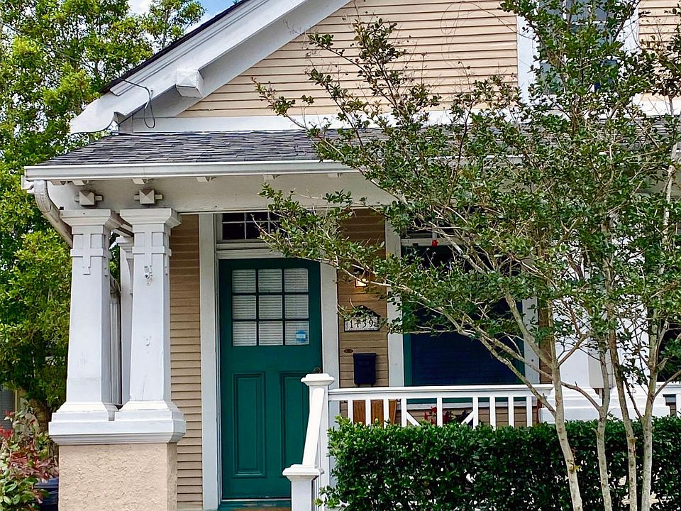 1739 Front porch