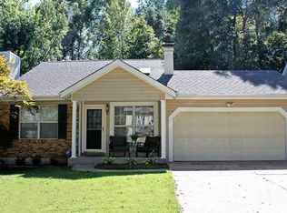 556 Woodlyn Xing, Ballwin, MO 63021