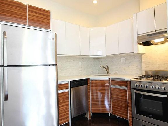 2nd image of 47 W 126th St APT 3