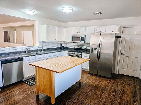2nd image of 3552 N Riverhaven Dr