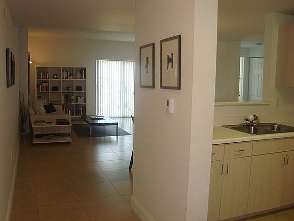 4th image of 50 Menores Ave APT 432